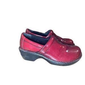 b.o.c Born Concept Red Patent Leather Clogs size 7.5 nursing medical